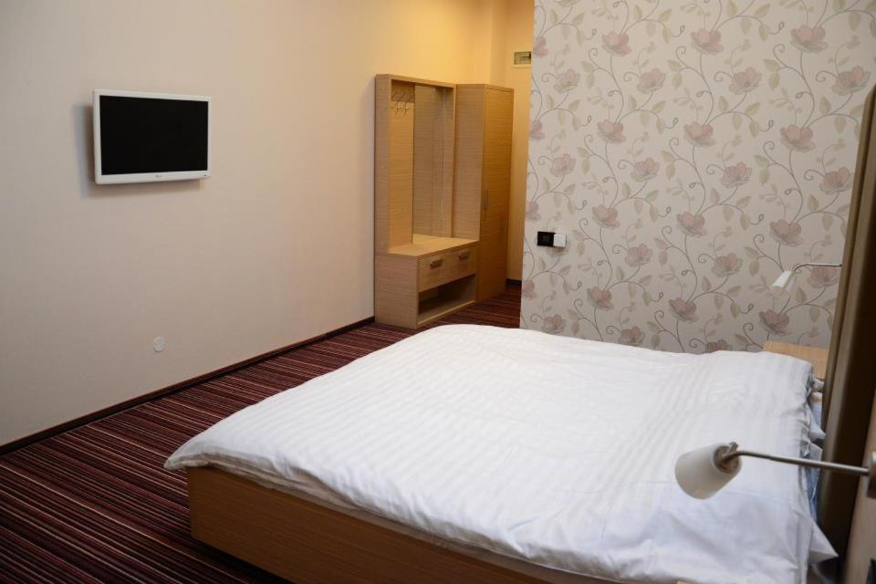Zenti Plaza Hotel Drobeta Turnu Severin Chambre photo